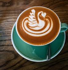KAVRULMUŞ BADEM MOCHA